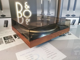 BEOGRAM 1001 TURNTABLE